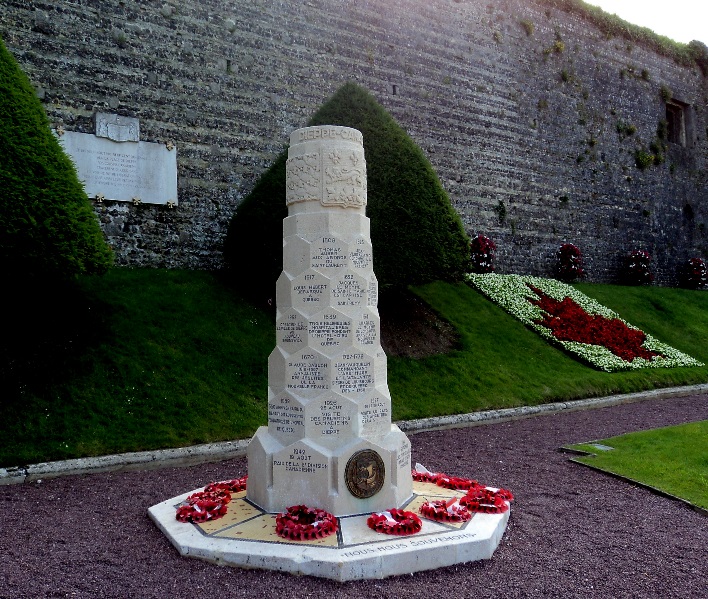Monument Cinquantenaire du débarquement des Canadiens à Dieppe